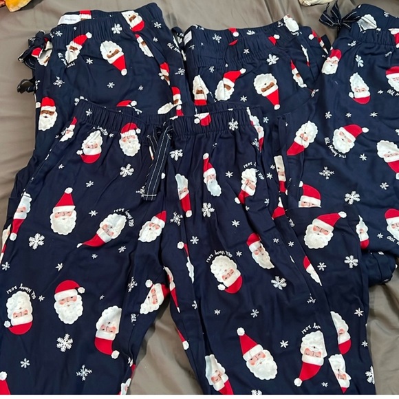 Old Navy Other - Old navy family matching Santa Claus pajamas